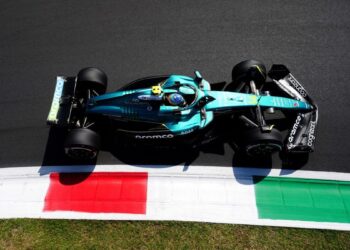 Alonso y Sainz saldrán 11º y 2º en el GP de Azerbaiyán