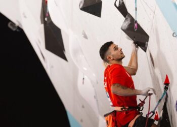 Alberto Ginés, campeón de la Copa del Mundo de Escalada de Dificultad