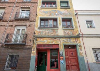 El Montacargas: un teatro que nació en una antigua fábrica de caramelos y ahora es un bien protegido