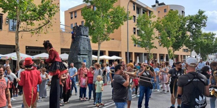 Así es Calle 10, el evento cultural ‘más completo de Madrid’: programación y todas las bandas que actuarán