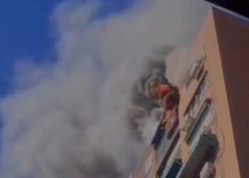 Incendio en vivienda de Moncloa-Aravaca deja una mujer con quemaduras leves