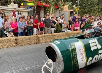 Todo listo en Valdemorillo para echar a rodar su III Carrera de Autos Locos