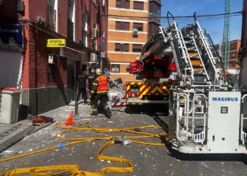 El lugar de la explosión en Vallecas: así es el bar ‘Mis Tesoros’, más de una década ofreciendo cocina peruana en Madrid