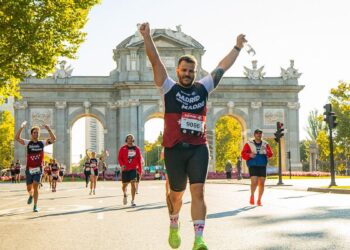 Madrid vibra este domingo con la carrera benéfica ‘Madrid corre por Madrid’: ‘Correr por Castellana, Goya o Cibeles, aunque sea la décima vez, siempre pone los pelos de punta’
