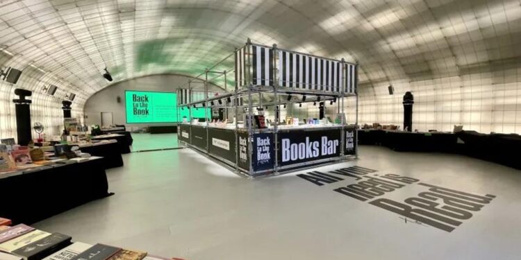 Back to the Book, la gran fiesta de las editoriales ‘indies’ que vuelve este fin de semana a Matadero entre cervezas y DJs