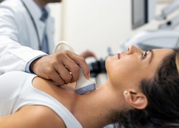 A partir de los 40 años se disparan los problemas de tiroides: ¿se pueden evitar? ¿Cómo?