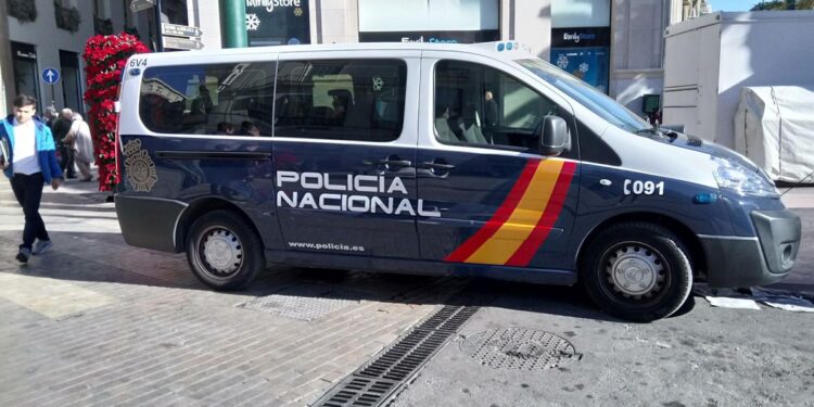 Cae una banda en Parla que estafaba a conductores con el método del ‘falso mecánico’