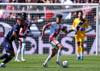 Rayo y Celta firman tablas tras los goles de Borja Iglesias y De Frutos