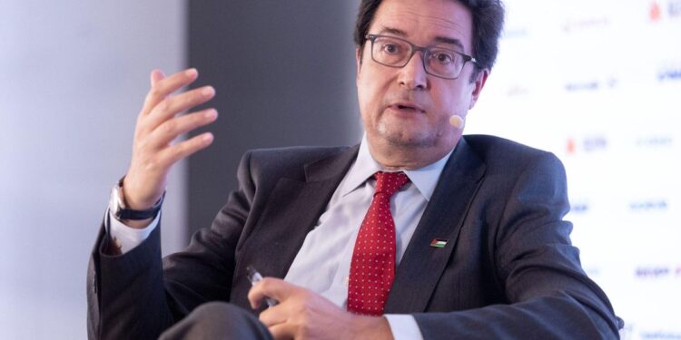 López se reivindica como candidato a presidir Madrid para traer los ‘aciertos’ del Gobierno de Sánchez y enterrar ‘la dinámica del insulto’