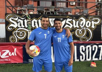 Gemelos, futbolistas, extremos… y los dos en el Carabanchel: la historia de Noman y Adnan Arkine