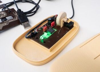 Crean el primer ratón de ordenador compostable