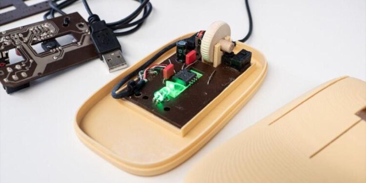 Crean el primer ratón de ordenador compostable