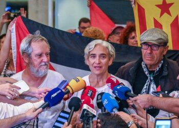 Colau denuncia ‘maltratos’ en Israel y emprenderá acciones contra un Estado ‘neofascista’