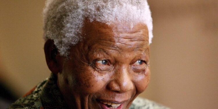 Efecto Mandela, explicado por una psicóloga: ¿por qué nos “acordamos” de cosas que nunca ocurrieron?