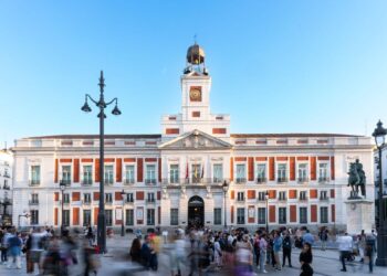 Madrid esgrime un informe de la Academia de Historia que une la Real Casa de Correos a la Ilustración contra su declaración como lugar de memoria