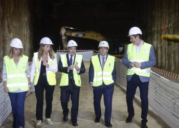 El pleno del Ayuntamiento aprobará la nueva normativa del taxi y los dos festivos de 2026