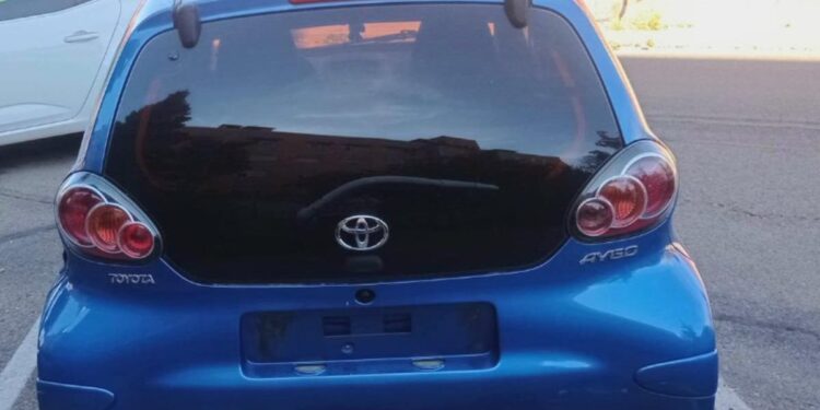 ¿Qué está pasando en Alcalá de Henares y por qué están robando las matrículas de los coches?