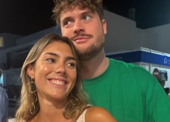 La ‘influencer’ Anna Ferrer Padilla se compromete con Mario Cristóbal: ‘¡Mil veces sí!’