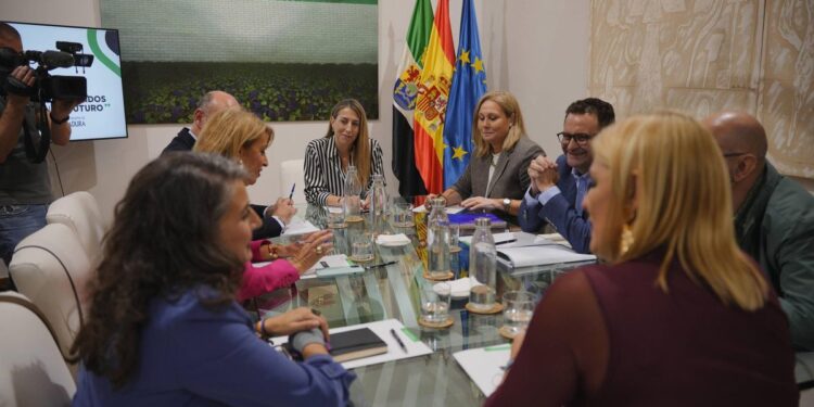 Guardiola adelantará las elecciones en Extremadura si no hay acuerdo para aprobar los presupuestos de 2026