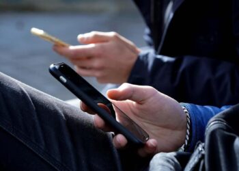 Móstoles abre una escuela de familias para evitar conductas adictivas en adolescentes