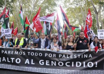 Miles de personas se movilizan en Madrid en la huelga Paremos por Palestina: ‘Sin justicia no hay paz’
