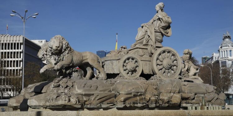 La restauración de la Cibeles comenzará en junio de 2026 y mantendrá cubierta la fuente hasta diciembre