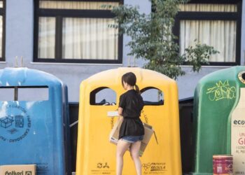 Madrid aprueba una nueva rebaja del IBI e introduce el ‘factor padrón’ para la tasa de basuras en 2026