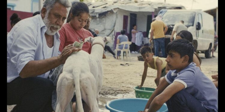 Gran emoción en la Cañada Real ante la película de Guillermo Galoe premiada en Cannes