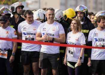 Madrid rinde homenaje a los bomberos fallecidos con la XXXI Carrera Memorial en Alcalá de Henares
