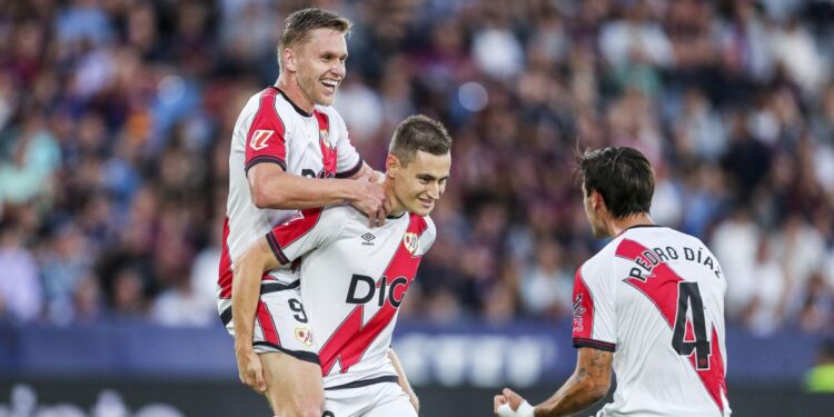 De Frutos lidera la plácida victoria a domicilio del Rayo ante el Levante