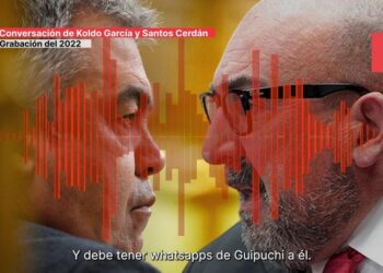 Koldo García y Santos Cerdán, nerviosos por los mensajes de Whatsapp de ‘Guipuchi’