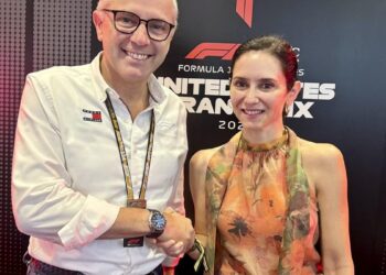 Ayuso asiste al Gran Premio de EEUU a menos de un año  del regreso de la F1 a Madrid para ‘conocer la operativa de los servicios públicos’