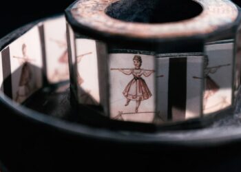 Las joyas secretas que Disney lleva 55 años protegiendo: ‘Tenemos siete almacenes llenos, ha sido difícil transportarlas’