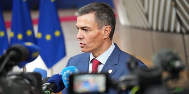 España se suma a la compra conjunta de armas a EEUU para enviar a Ucrania antes de invierno