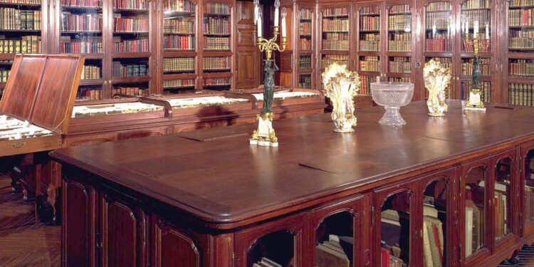 La Real Biblioteca abre sus puertas en octubre: 280.000 volúmenes de manuscritos, mapas o fotografías