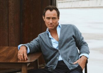 Emidio Tucci presenta su nueva campaña otoño-invierno 2025 con Jude Law: elegancia atemporal y sofisticación cotidiana