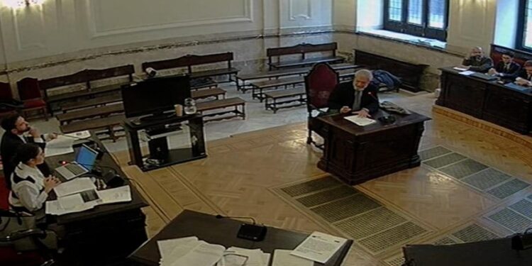 La fiscalía ha dado a conocer el expediente de un ciudadano