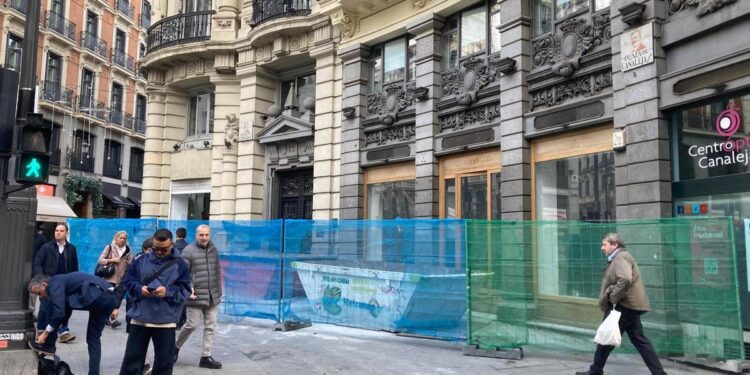 Empiezan las obras del hotel-teatro de Pescaderías Coruñesas en Canalejas con 2027 en el horizonte