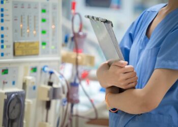 Hiperamonemia: así es la grave enfermedad que ‘envenena’ el organismo y puede provocar la muerte