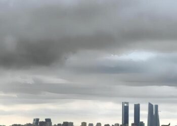 La AEMET avisa: la lluvia se instala en Madrid este miércoles