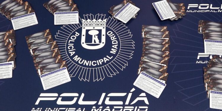Golpe a la reventa en el Clásico: la Policía incauta más de 280 abonos del Real Madrid