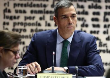 Sánchez, sobre los ataques a su esposa y el bulo de ‘Begoño’: “También ha ocurrido con las mujeres de Macron y Obama”