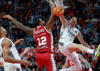 El Real Madrid gana fuera su primer partido del año ante un Casademont peleón
