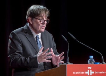 Luis García Montero: ‘El Instituto Cervantes no ha roto ningún puente con la RAE’