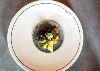 Cena de setas y caza en Madrid: el chef Javier Aparicio y el maestro de carne de caza Higinio Gómez se alían en un menú de otoño