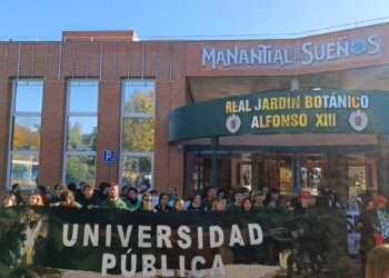 Los piquetes informativos marcan el inicio de la huelga de las universidades madrileñas por la ‘asfixia’ económica
