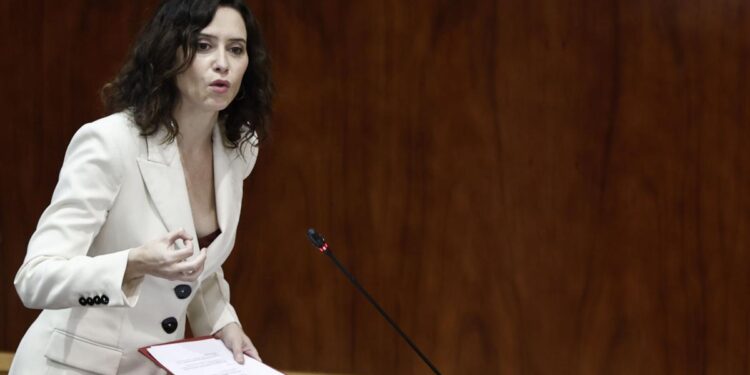 Ayuso explota en la Asamblea las denuncias de acoso sexual en el PSOE: ‘¿A quién van a poner al frente del PSOE, a Rocco Siffredi?’