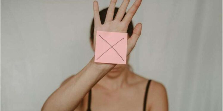 La violencia contra las mujeres y los niños es una de las principales amenazas para la salud global