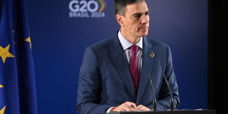 El Ayuntamiento de Albacete declara a Pedro Sánchez ‘persona non grata’