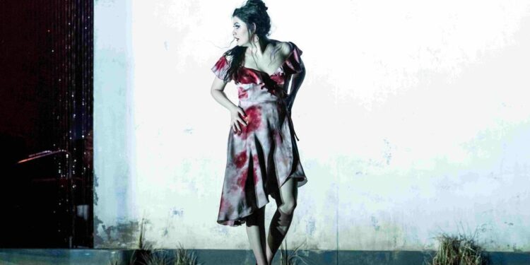 Una ‘Carmen’ víctima de violencia de género, en el montaje de Damiano Michieletto en el Real